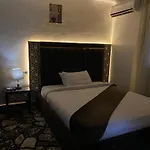 Golden Pyramids View Inn