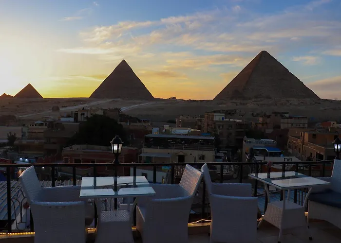 Golden Pyramids View Inn